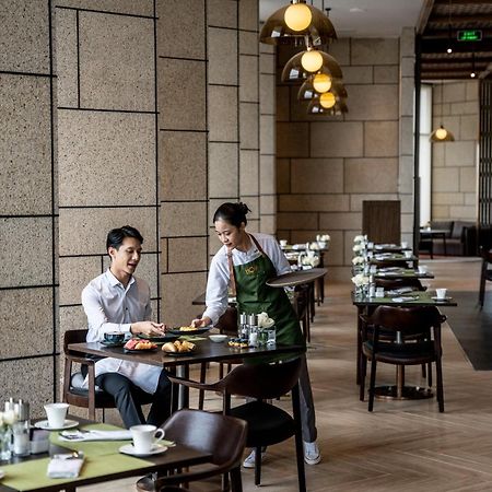 Crowne Plaza Vinh Yen City Centre By Ihg Exterior foto